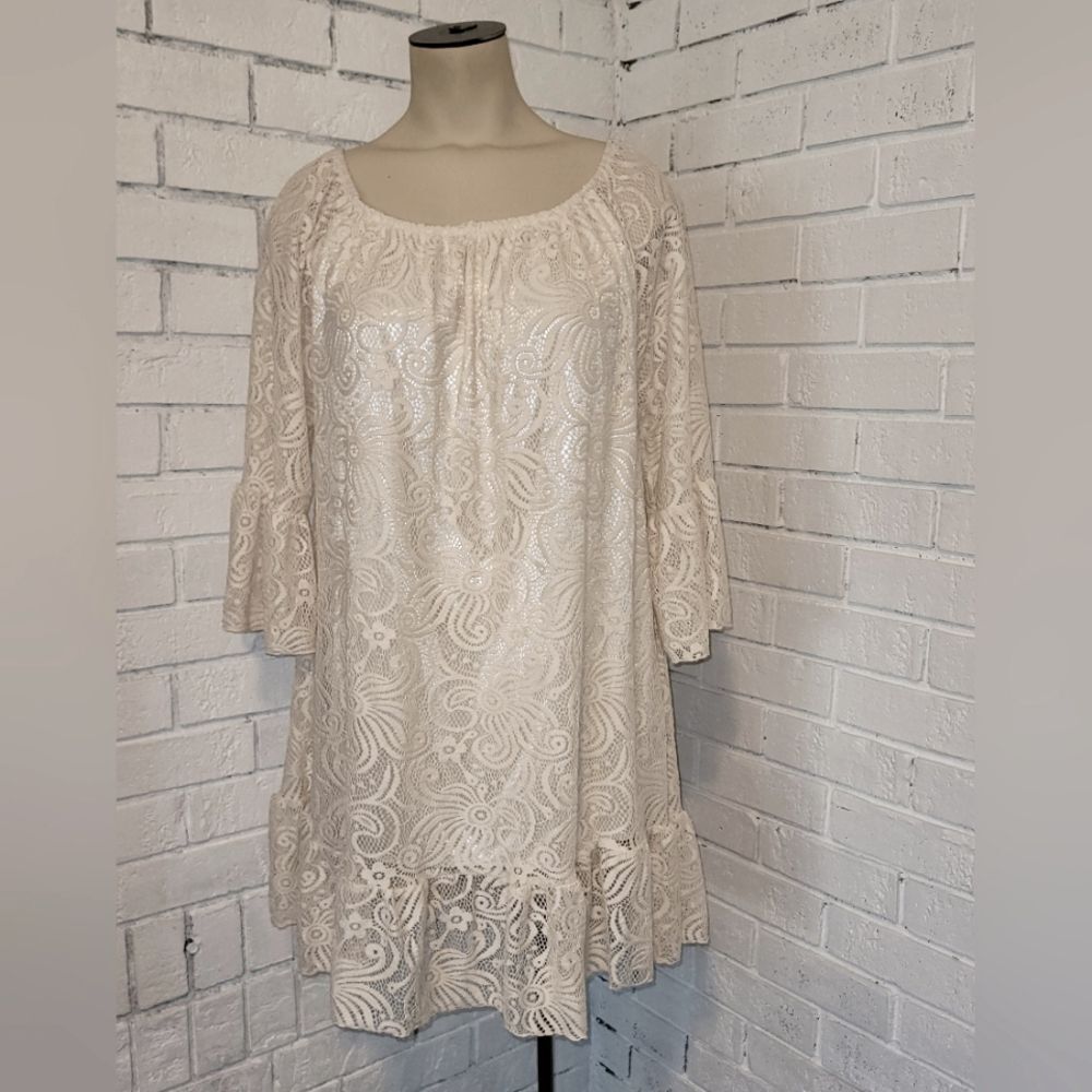Lady's World Vintage White Lace Dress - Size Medium